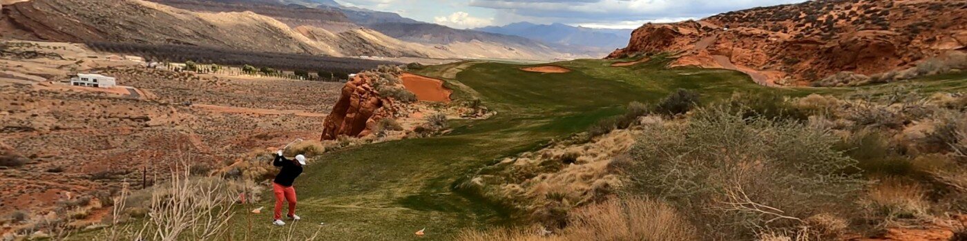 Teeing off at Sand Hollow golf course in Utah